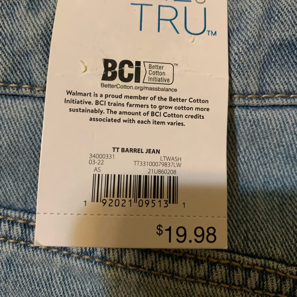 Light Wash Denim Jeans Time and Tru Brand New With Tags Size 6.